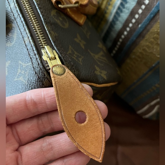 Authentic Louis Vuitton Monogram canvas Speedy 30 - Picture 7 of 14
